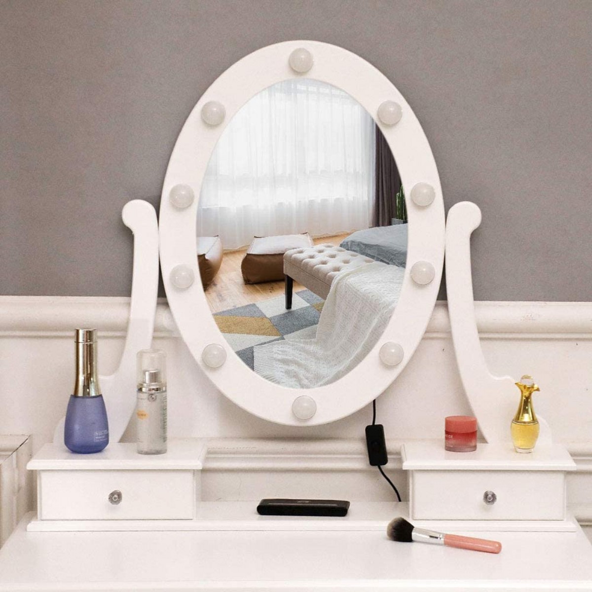 Yuvarlak Aynalı 5 Çekmeceli Makyaj Masası Lüks Tuvalet Masaları